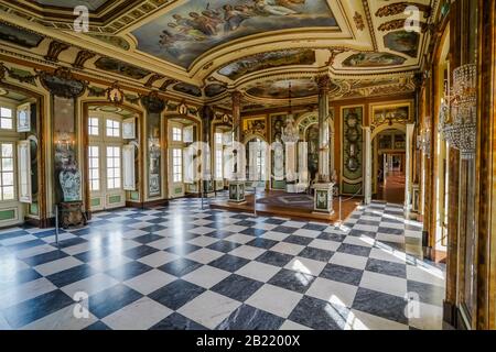 Das Botschafterzimmer im Palast von Queluz, einem Palast aus dem 18. Jahrhundert in Queluz bei Lissabon. Es war Architekt von Mateus Vicente de O Stockfoto