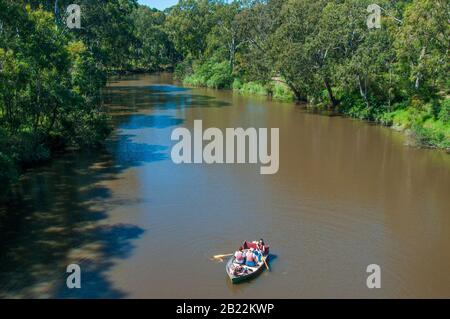Bootstouren auf dem Yarra River im Studley Park, Melbourne, Australien Stockfoto