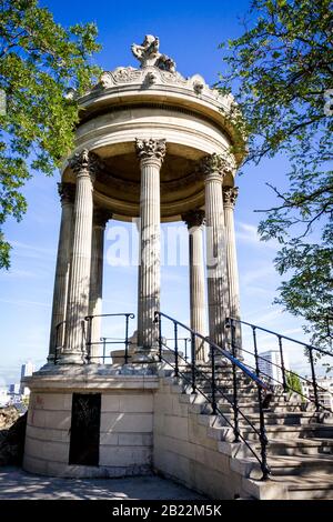 Sibyl Tempel in Buttes-Chaumont Park, Paris, Frankreich Stockfoto