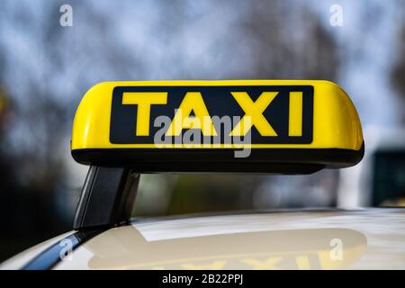 Taxi-Schild, Berlin, Deutschland Stockfoto