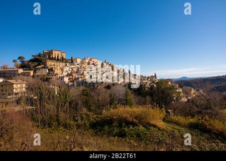 Loreto Aprutino, eine mittelalterliche Stadt in der Provinz von Pescara (Italien) Stockfoto