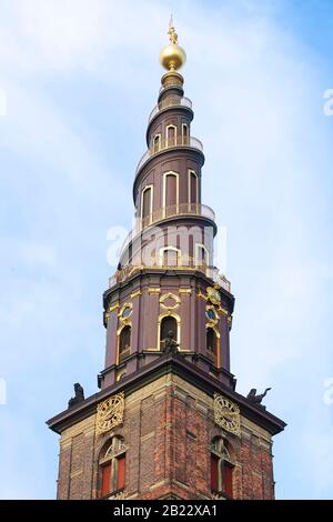 Die Erlöserkirche (Vor Frelsers Kirke) ist eine Barockkirche in Kopenhagen, Dänemark Stockfoto