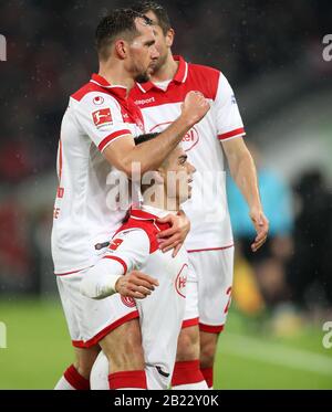 Düsseldorf, Deutschland. Februar 2020. Firo: 28.02.2020 Fußball, 2019/2020 1.Bundesliga: Fortuna Düsseldorf. Düsseldorf - Hertha BSC Berlin 3: 3 Jubel, Erik Thommy weltweite Nutzung Credit: Dpa / Alamy Live News Stockfoto