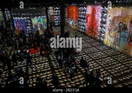 DAS ATELIER DES LUMIERES, PARIS ERSTES DIGITALES KUNSTZENTRUM Stockfoto