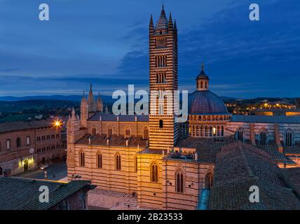 Blick auf den Dom von Siena. Toskana, Italien. Stockfoto