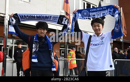 Vitality Stadium, Bournemouth, Dorset, Großbritannien. Februar 2020. English Premier League Football, Bournemouth Athletic gegen Chelsea; Chelsea Fans im Vitality Stadium Credit: Action Plus Sports/Alamy Live News Stockfoto