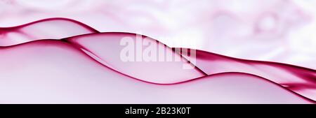 Abstrakter Flüssiger Hintergrund mit violett geschwungenen Linien auf weißem, panoramischen Kopf Stockfoto