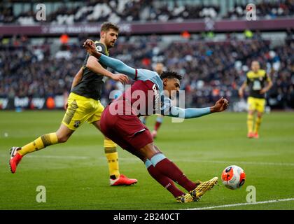 London Stadium, London, Großbritannien. Februar 2020. English Premier League Football, West Ham United gegen Southampton; Sebastien Haller von West Ham United Credit: Action Plus Sports/Alamy Live News Stockfoto