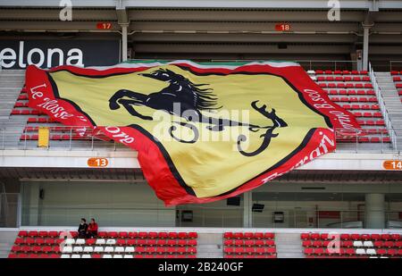 Barcelona, Spanien. Februar 2020. Motorsport: FIA-Formel-1-Weltmeisterschaft 2020, Preseason Testing in Barcelona, Fans weltweite Nutzung Credit: Dpa / Alamy Live News Stockfoto