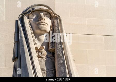 Sphinx Statue aus dem Haus des Tempels, Heimat des Obersten Rates, 33 Grad, Ancient & Accepted Scottish Rite of Freimaurerei, Washington, DC USA Stockfoto