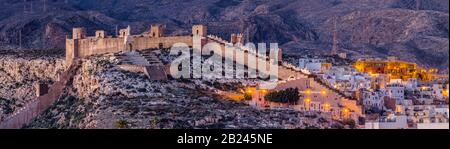 Muralla de Jairan, Alcazaba, Almeria, Andalusien, Spanien Stockfoto