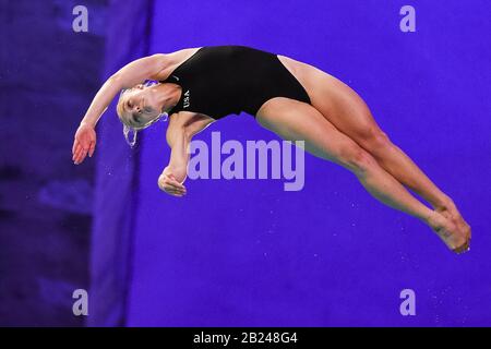 Montreal, Quebec, Kanada. 29. Februar 2020: Delaney schnell (USA) taucht während des 10-m-Plattform-Halbfinales der FINA Diving World Series Frauen im Olympiastadion von David Kirouac/CSM Stockfoto