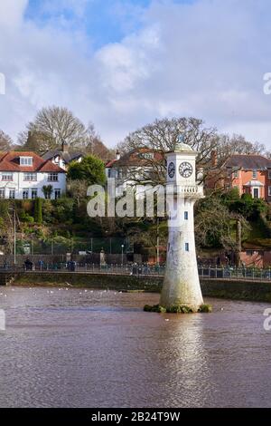 Das Leuchtturm-Denkmal für Kapitän Scott und seine Expedition in die Antarktis im Roath Park Lake, Cardiff, Südwales Stockfoto