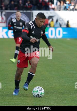 Washington, DC, USA. Februar 2020. Edison Flores (#10) gibt sein Debüt in der Saison 2020 bei DC United am Eröffnungstag der MLS-Saison im Audi Field in Washington, DC. Rich Riggins/CSM/Alamy Live News Stockfoto