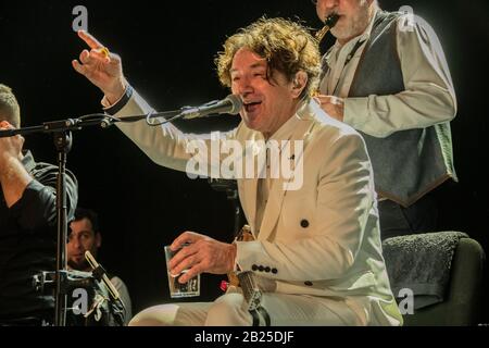 Madrid, Spanien. Februar 2020. Goran Bregovic Show in der Konzerthalle La Riviera in Madrid, Spanien (Foto von Alberto Sibaja/Pacific Press) Credit: Pacific Press Agency/Alamy Live News Stockfoto