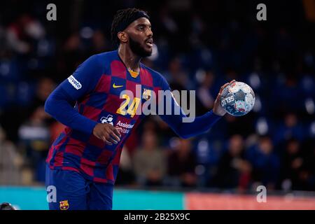 Barcelona, Spanien. Februar 2020. Dika Mem vom FC Barcelona beim EHF Velux Champions-League-Spiel zwischen dem FC Barcelona und dem MOL-Pick Szeged in Palau Blaugrana am 29. Februar 2020 in Barcelona, Spanien. Credit: Dax/ESPA/Alamy Live News Stockfoto