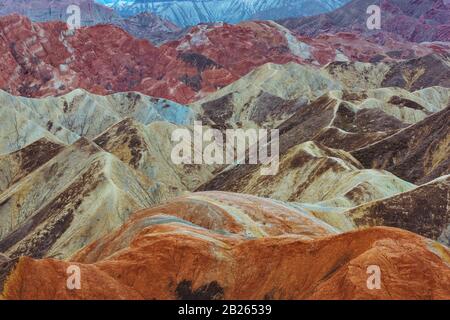 Blick auf die Rainbow Mountains im Zhangye Danxia Landform Geological Park Stockfoto