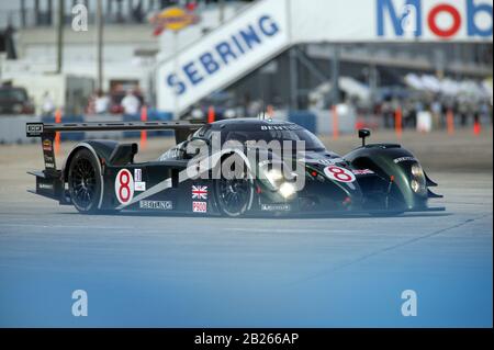 Bentley Speed 8-Rennen im 12-Stunden-Rennen von Sebring 2003 Stockfoto