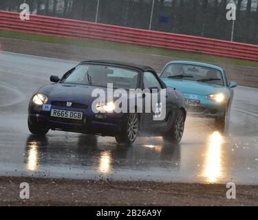 Robert Moore, MG F, Pomeroy Trophäe, Vintage Sports Car Club, VSCC, 15. Februar 2020, Grand-Prix-Rennstrecke, Silverstone, Towcester, England, übel verabscheut Stockfoto