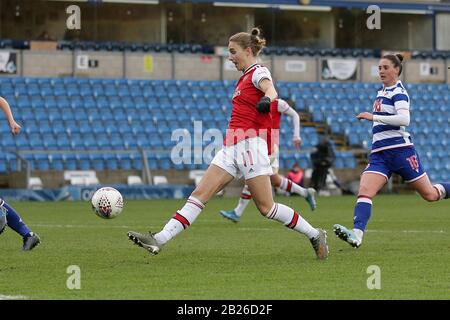 Vivianne Miedema von Arsenal erzielt das erste Tor für ihr Team und feiert beim Lesen von FC Women vs Arsenal Women, Barclays FA Women's Super Leag Stockfoto