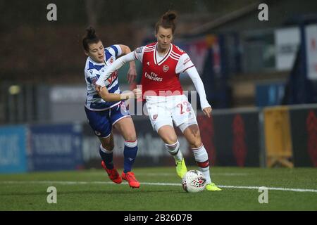 Viktoria Schnaderbeck von Arsenal und Angharad James von Reading beim Lesen von FC Women vs Arsenal Women, Barclays FA Women's Super League Football AT Stockfoto