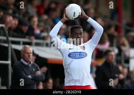 Alexander McQueen von Dagenham und Redbridge während Dagenham & Redbridge gegen Barnett, Vanarama National League Football im Chigwell Construction Stad Stockfoto