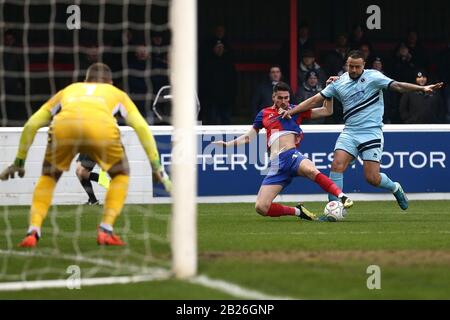 Conor Wilkinson von Dagenham und David Stephens von Boreham Wood während Dagenham & Redbridge vs. Boreham Wood, Vanarama National League Football bei der C Stockfoto