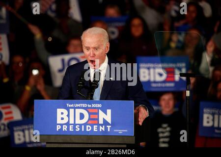 02292020 - Columbia, South Carolina, USA: Nach dem Gewinn der South Carolina Primary spricht der demokratische Nominierungshoffer Joe Biden an der University of South Carolina in Columbia, S.C., Samstag, 29. Februar 2020 in Greenville, South Carolina. Stockfoto