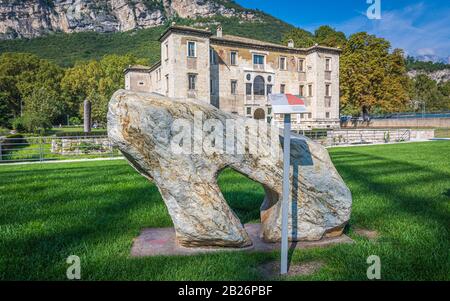 Der Albere-Palast ist eine Villenfestung aus der Renaissance in Trient, Trentino Alto Adige, Norditalien, Europa Stockfoto