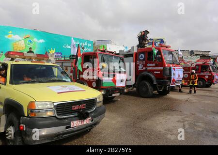 Die palästinensische Zivilverteidigung erinnert an den Internationalen Tag der Zivilverteidigung im Gazastreifen am 1. März 2020. Stockfoto