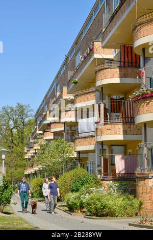 Wohnbauten von Hugo Häring, Goebelstraße, Großsiedlung Siemens-Stadt, Berlin-Spreeau, Deutschland Stockfoto