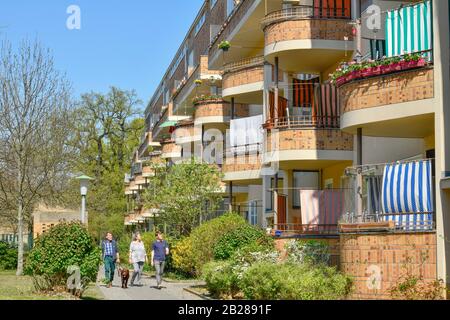 Wohnbauten von Hugo Häring, Goebelstraße, Großsiedlung Siemens-Stadt, Berlin-Spreeau, Deutschland Stockfoto