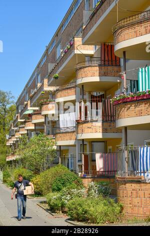 Wohnbauten von Hugo Häring, Goebelstraße, Großsiedlung Siemens-Stadt, Berlin-Spreeau, Deutschland Stockfoto