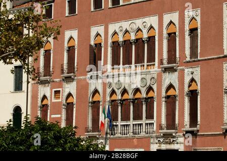 Fassade des Palazzo Soranzo am Campo San Polo in Venedig, Italien Stockfoto