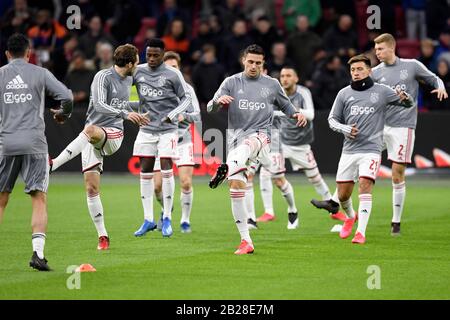 Amsterdam, Niederlande. März 2020. Amsterdam, 01-03-2020, JohanCruyff Arena, Saison 2019/2020, Niederländische Fußball-Wahlredivisie Ajax - AZ. AJAX-Spieler Daley Blind Ajax Spieler Dusan Tadic Ajax Spieler Lisandro Martinez Credit: Pro Shots/Alamy Live News Stockfoto