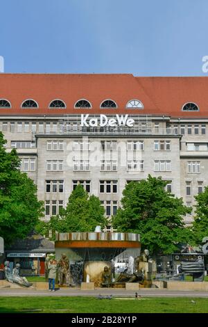 KaDeWe, Tauentzienstraße, Schönenberg, Berlin, Deutschland Stockfoto