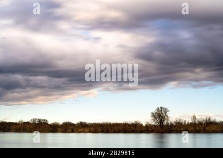 Straubing Landschaft Fluss Donau Stockfoto