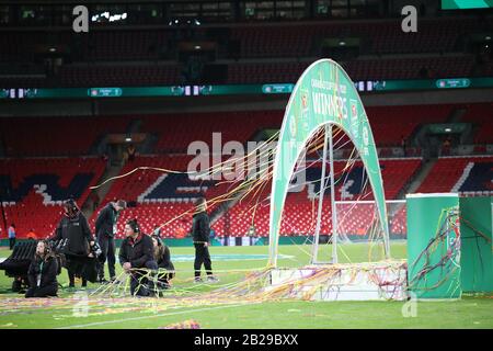 London, Großbritannien. März 2020. März 2020 im Wembley-Stadion, London, Großbritannien, die Nachwirkungen der Feierlichkeiten im Carabao-Cup-Endspiel Aston Villa gegen Manchester City. *nur redaktionelle Verwendung, Lizenz für kommerzielle Nutzung erforderlich. Keine Verwendung bei Wetten, Spielen oder einer einzelnen Club-/Liga-/Spielerpublikationen * Gutschrift: Paul Marriott/Alamy Live News Stockfoto