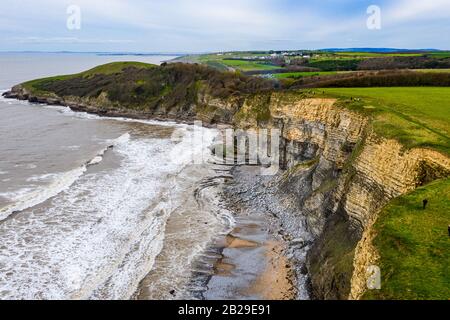 Wunderschöner Blick Auf Die Dunraven Bay united Kingdom Stockfoto