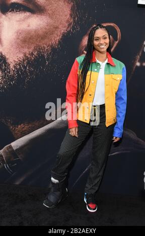 Los Angeles, Kalifornien, USA 1. März 2020 Brittney Elena besucht Warner Bros. Pictures "The Way Back" Weltpremiere am 1. März 2020 bei Regal LA Live in Los Angeles, Kalifornien, USA. Foto von Barry King/Alamy Live News Stockfoto