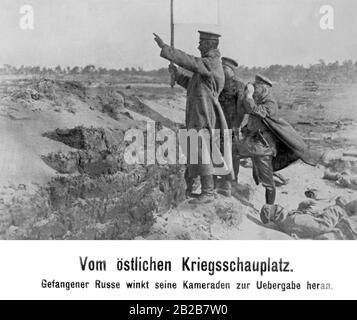 Ein russischer Sondererber hat seinen Kameraden die Kapitulation nahe gebracht. Stockfoto