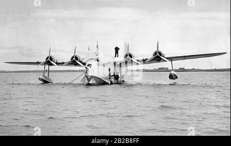 Das Kurze Empire Flying Boat "Caledonia" von Imperial Airways kurz vor seiner ersten Atlantiküberquerung. Stockfoto