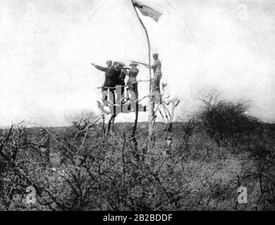 Deutscher Beobachtungsposten der Heliographenstation Okaharui im deutschen Südwestafrika. Die deutschen Soldaten kämpfen hier gegen den aufständischen Herero. Stockfoto