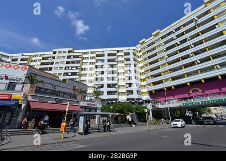 Wohnhaeuser, Neues Kreuzberger Zentrum, Kottbusser Tor, Kreuzberg, Berlin, Deutschland Stockfoto
