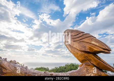 Sunset Seat Carving über Torrey Pines State Beach. Del Mar, CA, USA. Von David Arnold und Tim Richards. Stockfoto