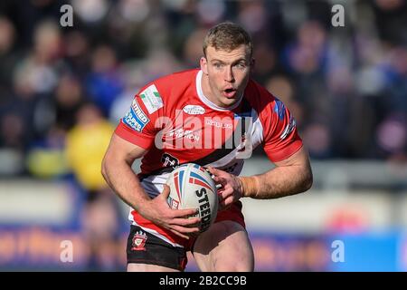 März 2020, AJ Bell Stadium, Eccles, England; Betfred Super League, Salford Red Devils gegen Wakefield Trinity: Joey Lussick (9) von Salford Red Devils im Einsatz während des Spiels Stockfoto