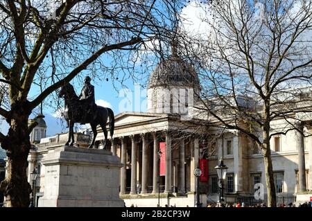 Außenansicht der Nationalgalerie, Trafalgar Square, Central London England UK Stockfoto