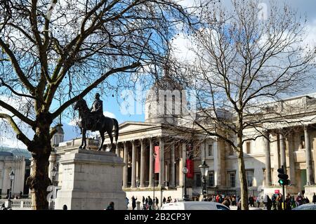 Außenansicht der Nationalgalerie, Trafalgar Square, Central London England UK Stockfoto