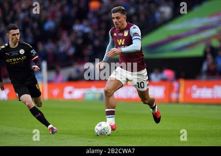 Jack GREALISH VON ASTON VILLA ASTON VILLA V MANCHESTER CITY FC, CARABAO CUP FINALE 2020 WEMBLEY-STADION, LONDON, ENGLAND 01. März 2020 GBE16180 Aston Villa fc gegen Manchester City fc WARNUNG! Dieses Foto Darf Nur Für Redaktionelle Zwecke In Zeitungen Und/Oder Zeitschriften Verwendet Werden. Darf Nicht Für Veröffentlichungen Mit 1 Spieler, 1 Club Oder 1 Wettbewerb Ohne Schriftliche Genehmigung Von Football DataCo Ltd. Verwendet Werden. Bei Fragen wenden Sie sich bitte an Football DataCo Ltd unter +44 (0) 207 864 9121 Stockfoto