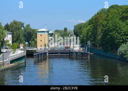 Schleuse, Spandau, Berlin, Deutschland Stockfoto